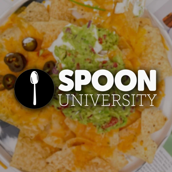 Spoon University microwave nachos cover image.